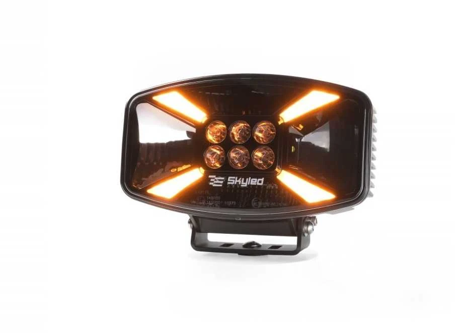 SKYLED JUMBO STELLA FLASH FULL LED tolimų šviesų LED su dangteliu