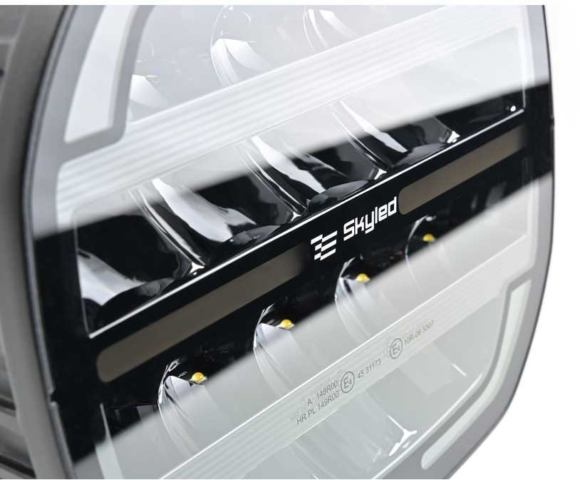 Tolimos šviesos žibintas SKYLED Moai 9X Juodas FI220 (162W balta ir oranžinė pozicija) R149/R148/R10 - juodas korpusas