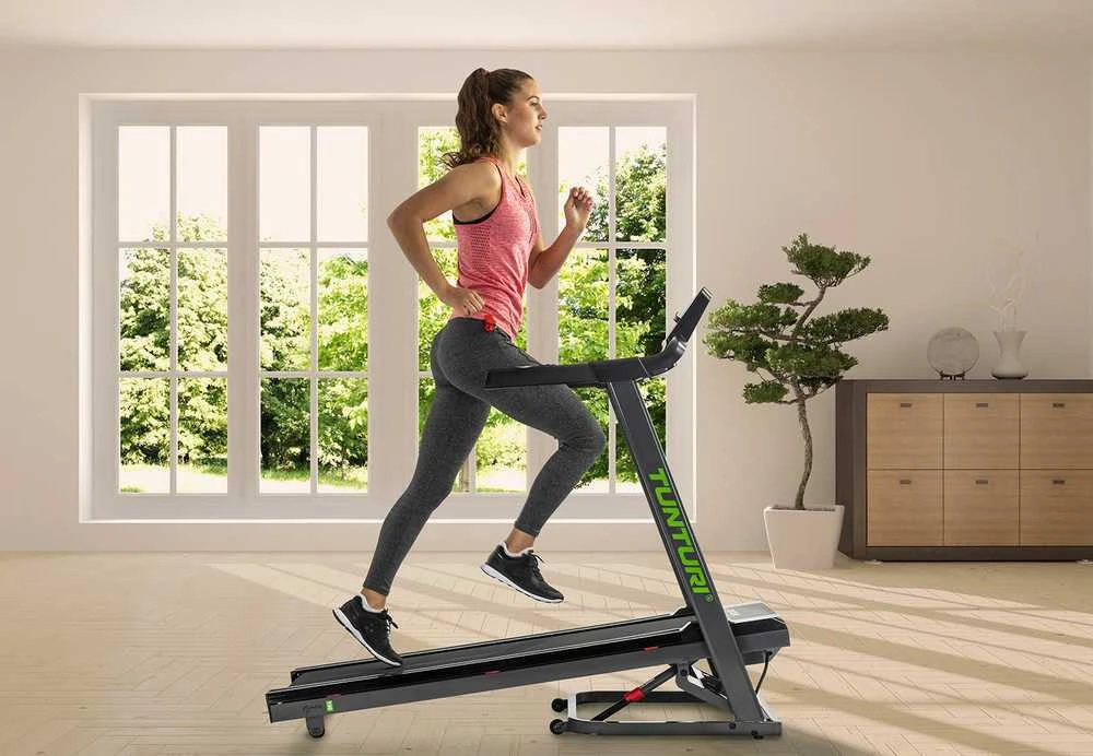 Bėgimo takelis TUNTURI Cardio Fit T40 + App
