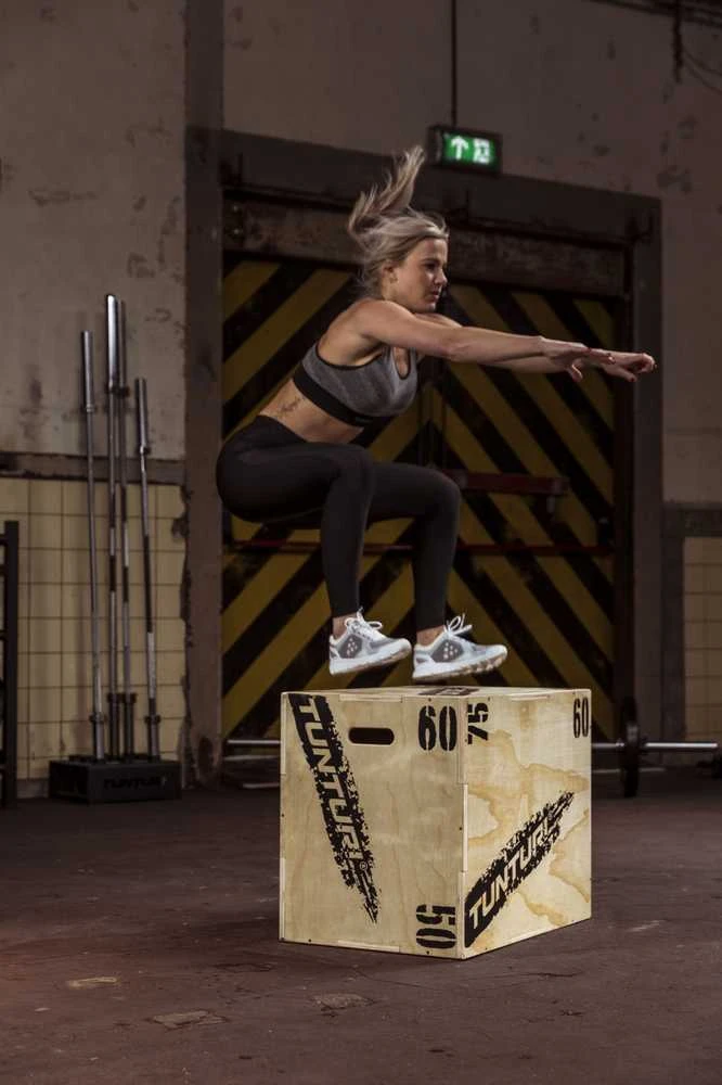Medinė platforma TUNTURI PlyoBox 50/60/75 cm