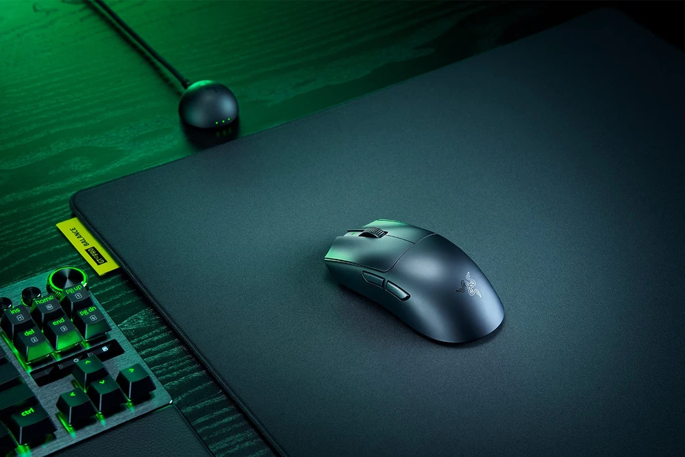 Pelė žaidimams Razer Viper V4 Pro, juodos spalvos