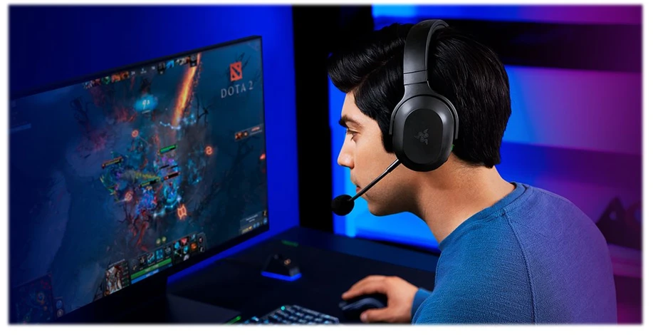 Belaidės žaidimų ausinės Razer Barracuda X (2022) | juodos spalvos