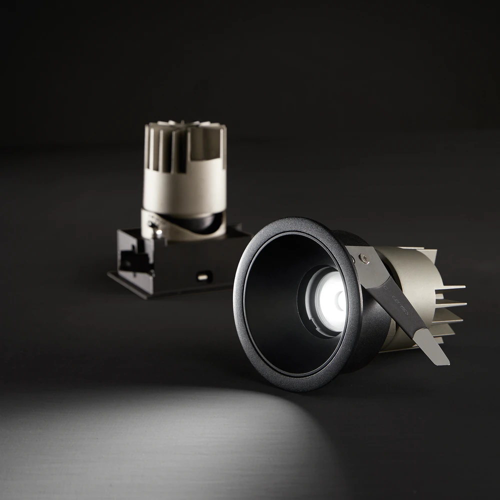 13W LED šviestuvo ZEUS apvalus rėmelis, juodas, 323527