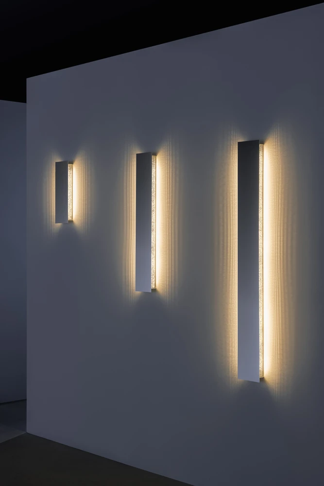 14W LED sieninis šviestuvas UMBRA LINE MEDIUM, gelsvai baltos sp., 2700K, dimeriuojamas