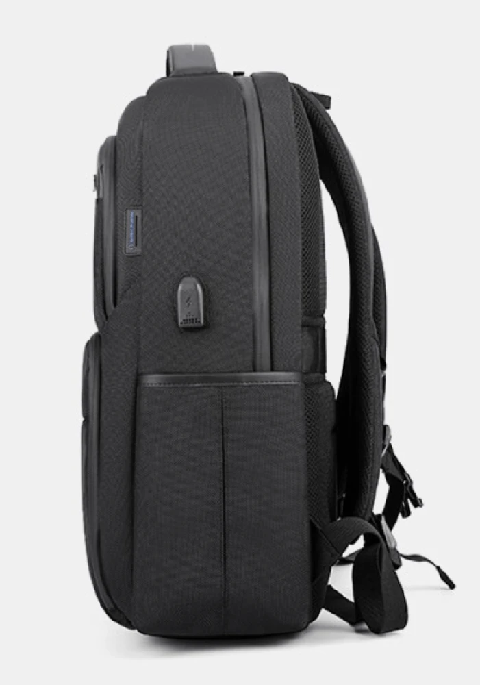 15,6 " Kuprinė nešiojamam kopiuteriui Arctic Hunter B00113C - Juoda