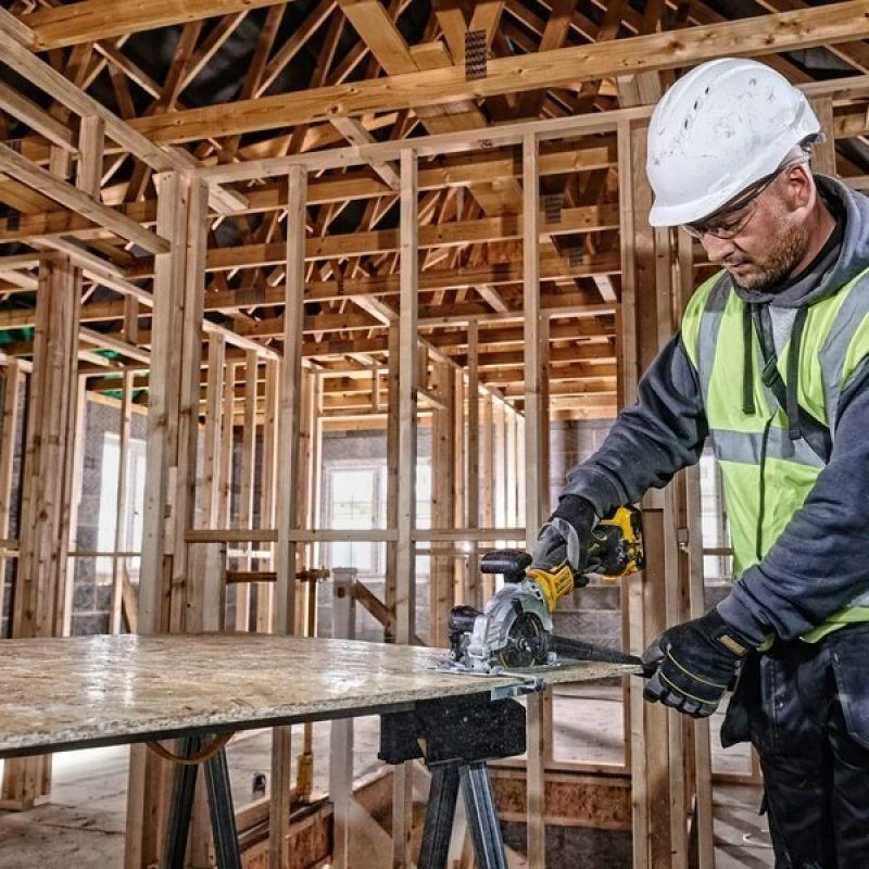 Diskinis pjūklas DeWalt DCS571NT-XJ; 115 mm; 18 V; (be akumuliatoriaus ir pakrovėjo)