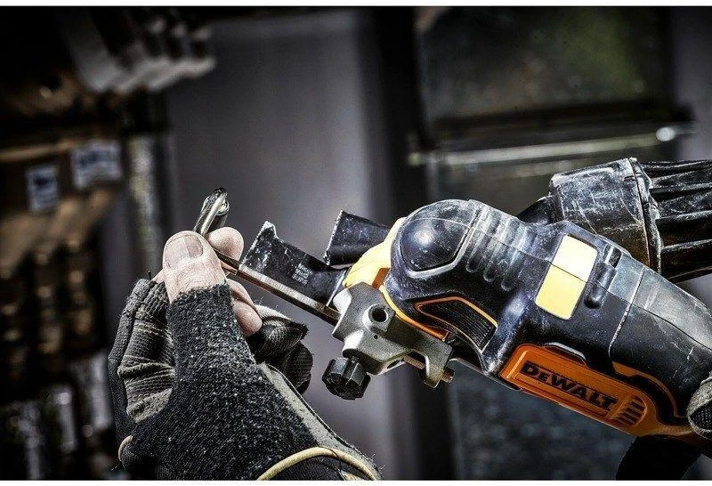 Dewalt Akumuliatorinis daugiafunkcis įrankis DCS356N-XJ, 18 V be akumuliatoriaus ir kroviklio