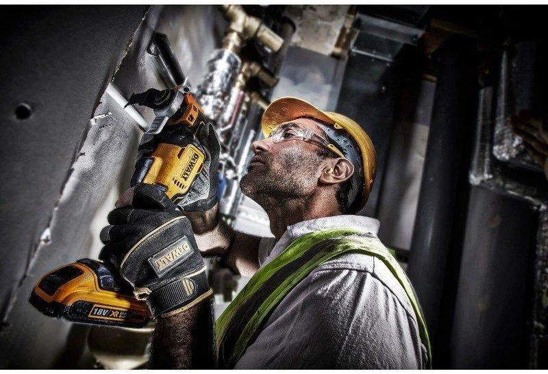 Dewalt Akumuliatorinis daugiafunkcis įrankis DCS356N-XJ, 18 V be akumuliatoriaus ir kroviklio