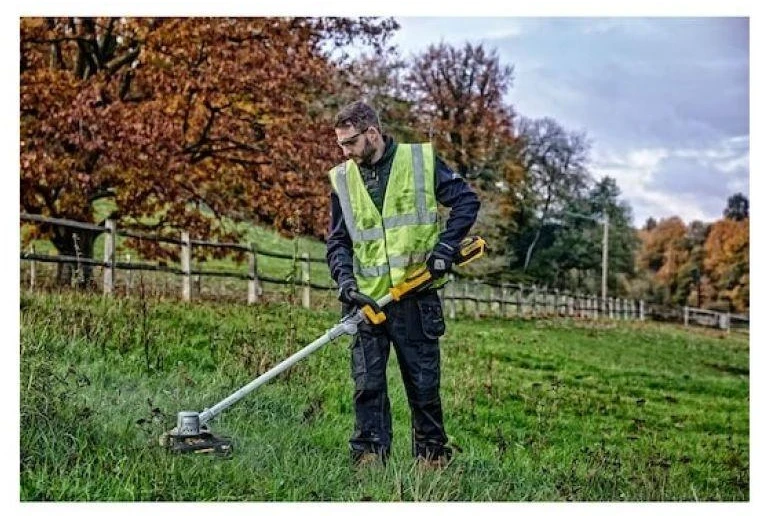 Žoliapjovė - trimeris DeWalt DCMST561N-XJ; 18 V (be akumuliatoriaus ir pakrovėjo)
