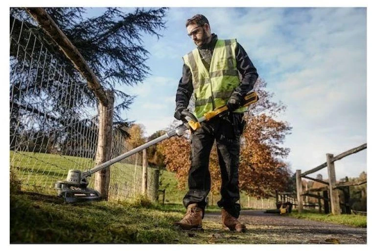 Žoliapjovė - trimeris DeWalt DCMST561N-XJ; 18 V (be akumuliatoriaus ir pakrovėjo)