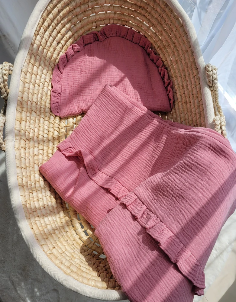 2 dalių muslino kūdikio patalynės komplektas su raukinuku My Sweet Baby retro pink