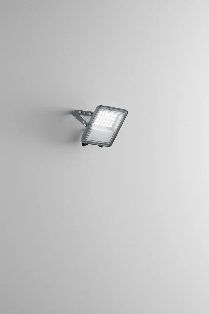 20W LED prožektorius ESUS, sidabro sp., CCT, IP65