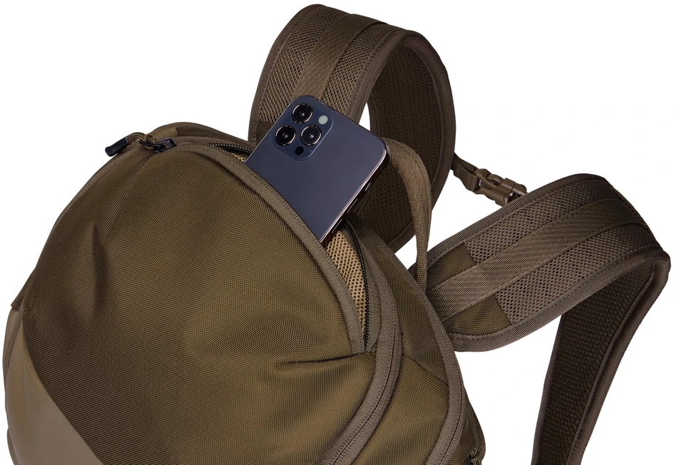 Thule | Chasm | Tinka iki 17 " | Backpack | Atsparus vandeniui | Deep Khaki