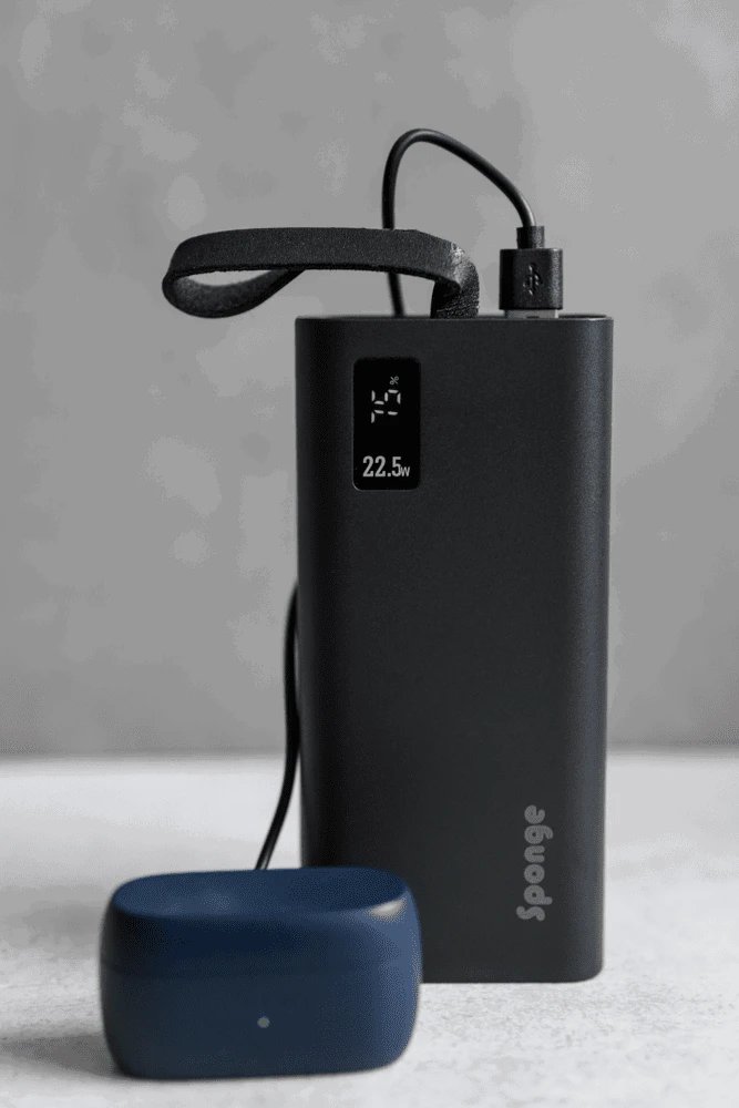 Sponge Energy 30000 QC 22,5W, du USB A, vienas USB C prievadas