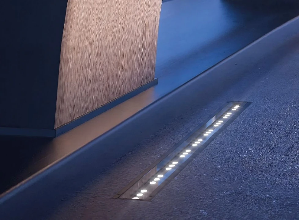 35W LED įleidžiamas į žemę šviestuvas IN-ROL 600, juodas, 3000K, 30°, DALI