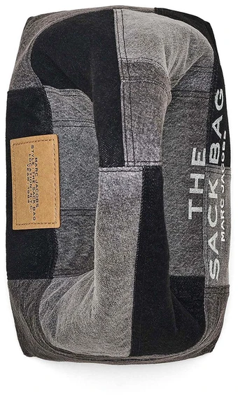 369760