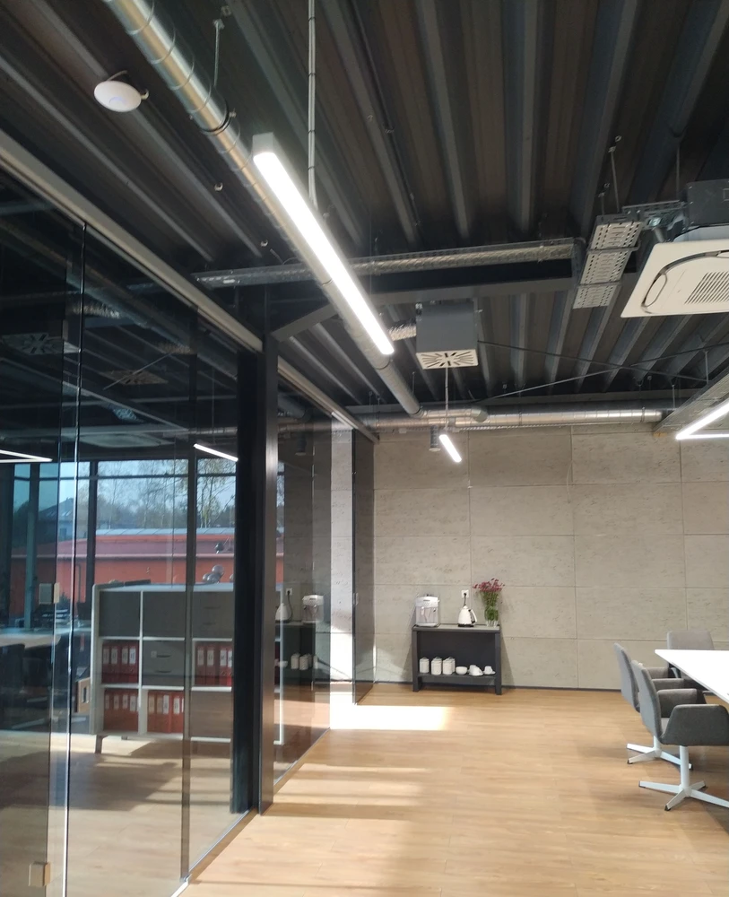 38W LED linijinis šviestuvas QUALIS, juodas, 3100K, IP44, 196cm