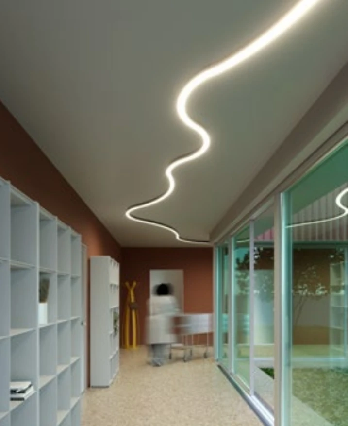 39W LED paviršinis/pakabinamas šviestuvas XFREE S, juodas, 3000K