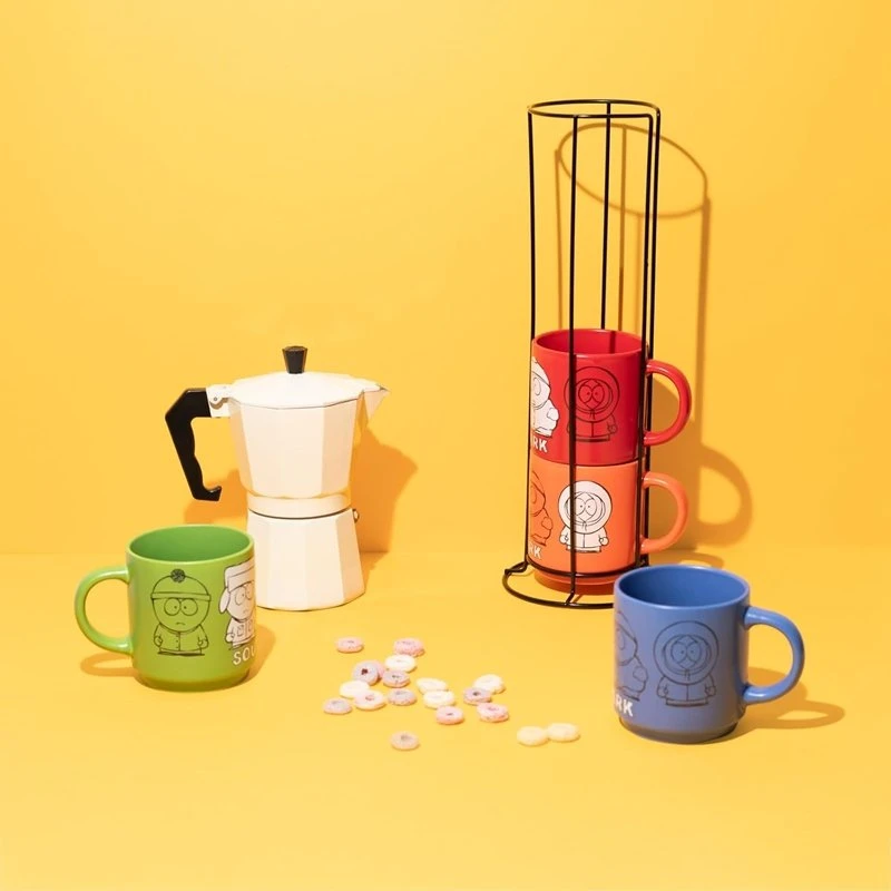 Other Brand Kitas prekės ženklas „South Park“ – 4 keraminių puodelių su stovu rinkinys, 300 ml