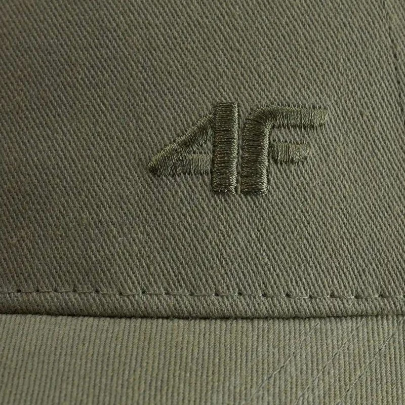 4F U552 kepurė alyvuogių spalvos 4FWSS26ACABU552 44S