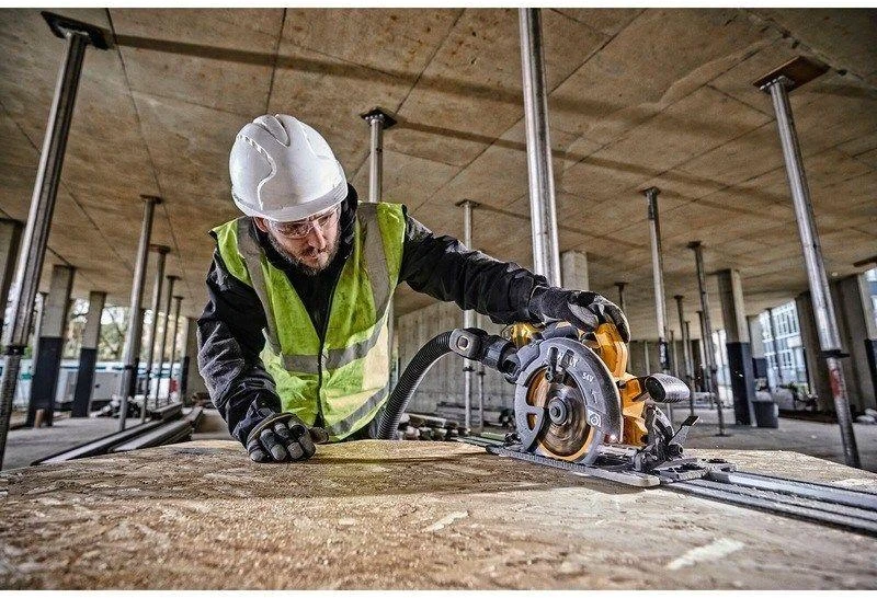 Akumuliatorinis diskinis pjūklas DeWalt DCS579NT-XJ; 54 V; (be akumuliatoriaus ir pakrovėjo)