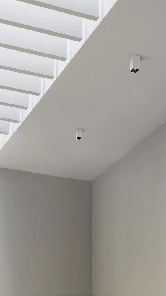 6,3W paviršinis linijinis šviestuvas Juodas FOSTER SURFACE 3, 38°, baltas, 3000K, su maitinimo šaltiniu