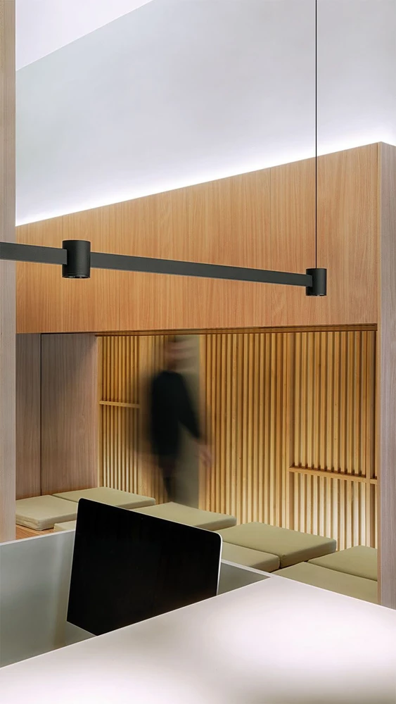 8,4W LED pakabinamas šviestuvas ART MODULAR 4, juodas, 2700K, 120cm
