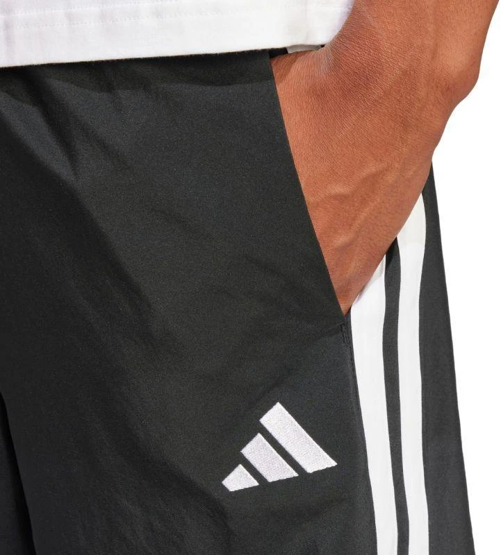 adidas Essentials 3-Stripes Chelsea Šortai M JW1911