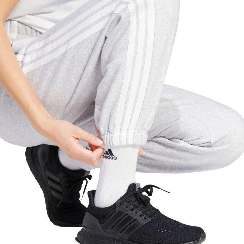 adidas Essentials 3-Stripes Fleece Loose-Fit kelnės IN6178