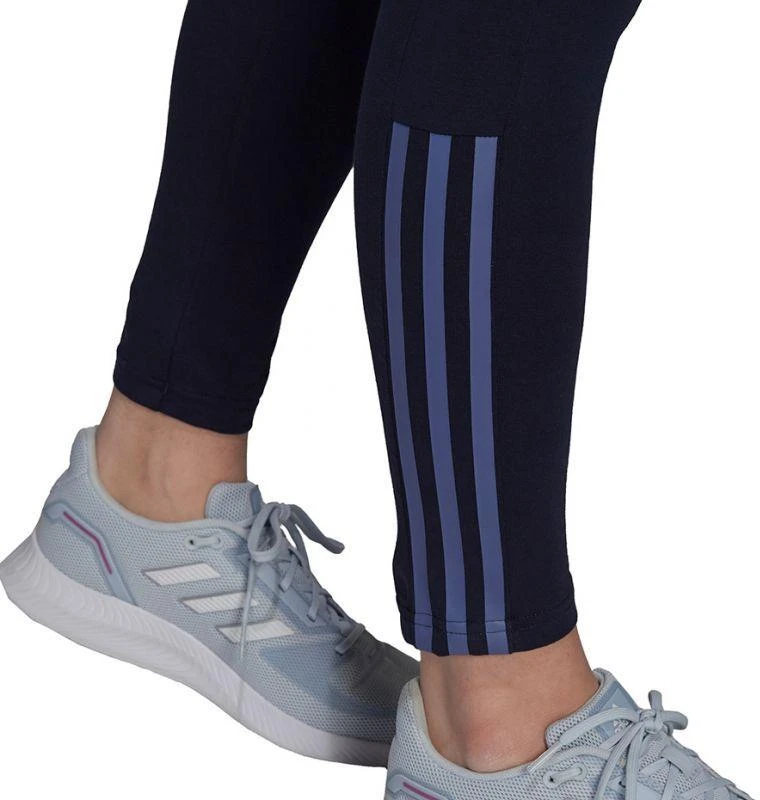 adidas Essentials Fitted W H10252 antistresiniai antblauzdžiai