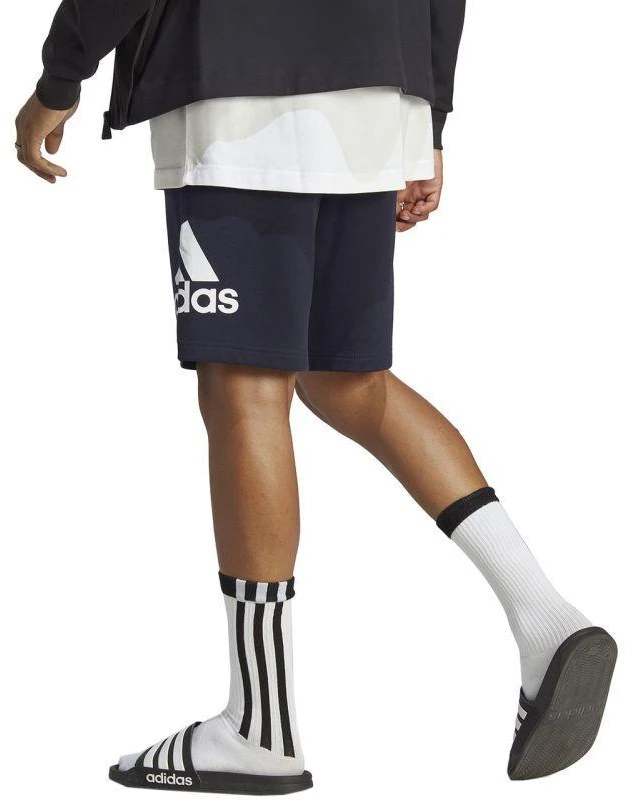 Adidas Essentials Šortai su dideliu logotipu iš prancūziško frotė audinio M IC9402