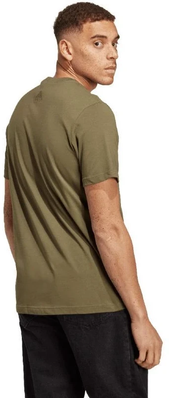 adidas Essentials Vientisas Džersis Marškinėliai Su Linijiniu Išsiuvinėtu Logotipu M IC9280