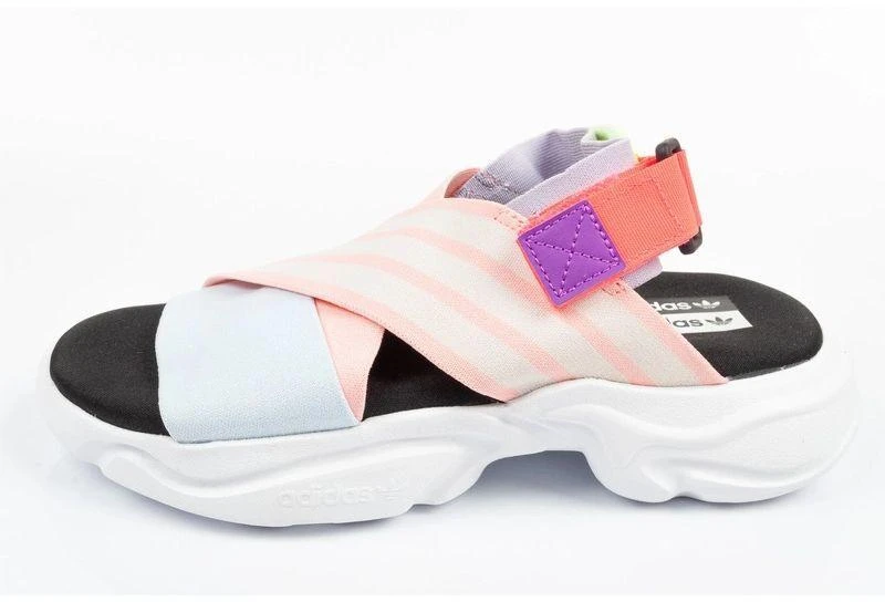 Adidas Magmur basutės moterims FV1214