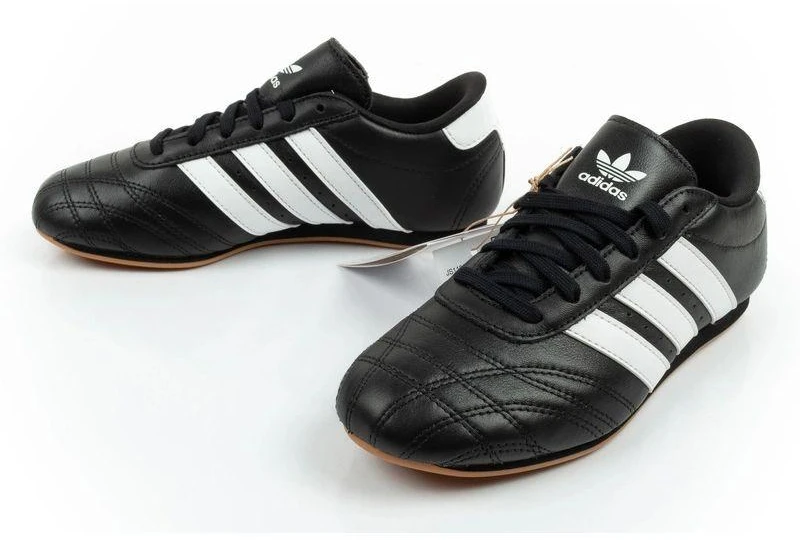 Adidas moteriški sportbačiai Taekwondo Lace juodi madingi odiniai