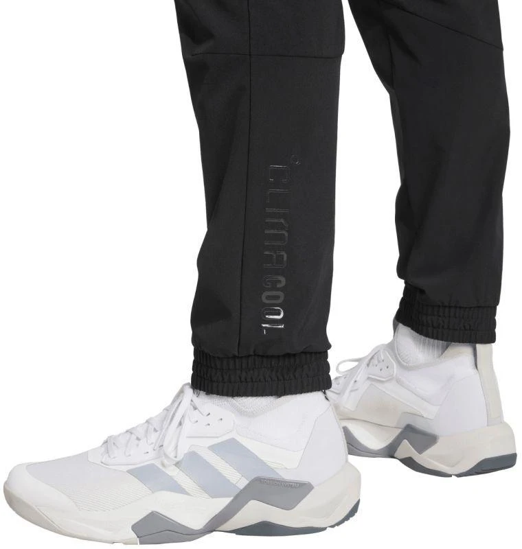 adidas Tech Apparel vyriškos kelnės juodos spalvos JM8135