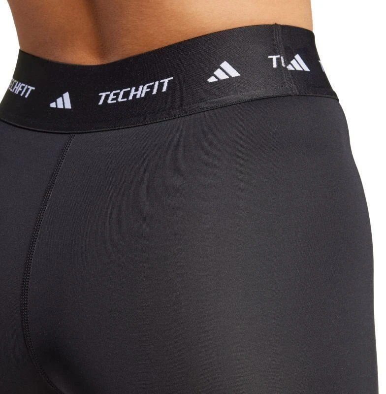 adidas TechFit Šortai W IT2275