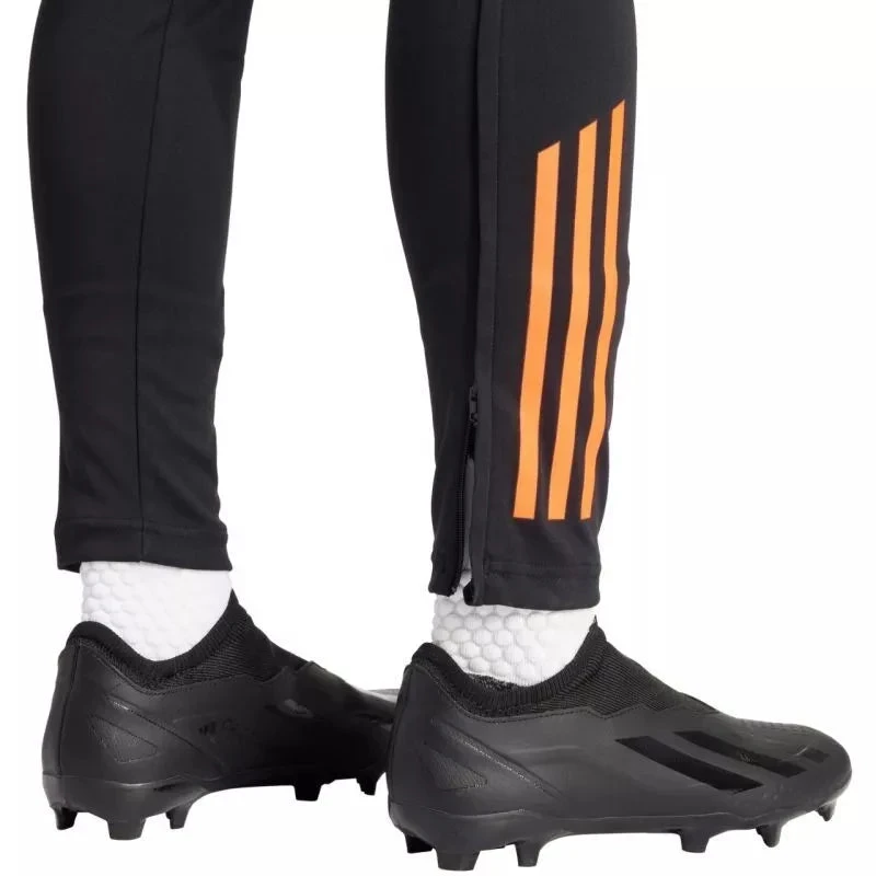 adidas Tiro 24 Varžybų treniruočių kelnės moterims, juodos ir raudonos, IS1637