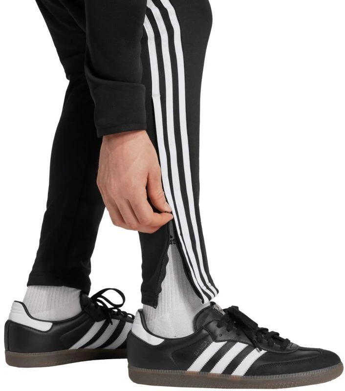 adidas Tiro 25 Essentials Winterized M JN9470 kelnės