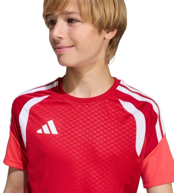 adidas Tiro 26 Varžyboms ir treniruotėms vaikiškas T-shirt raudonas KA7601