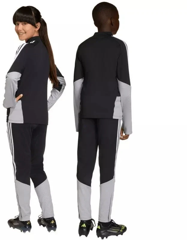 adidas Tiro 26 Varžybų ir treniruočių vaikiškos kelnės juodos KA5134