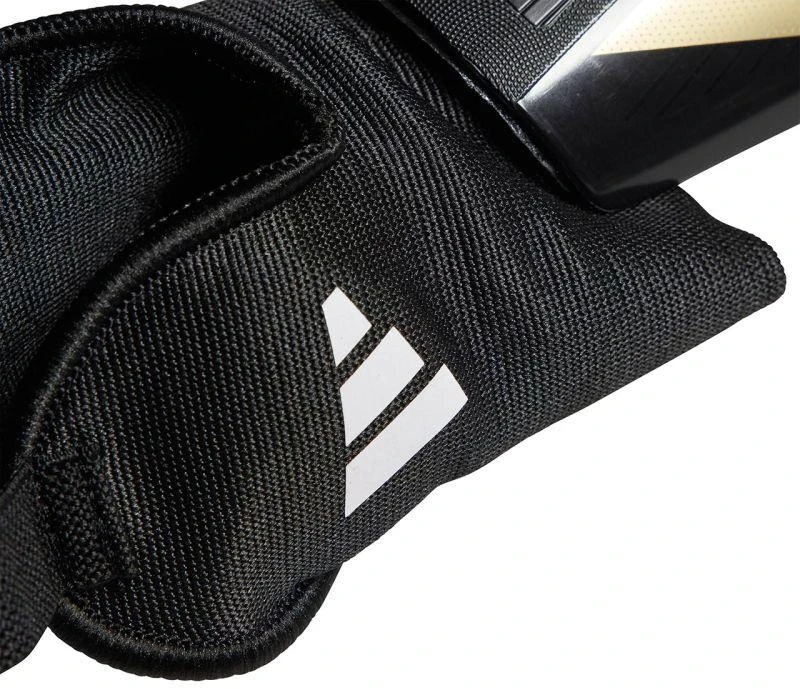 Adidas Tiro Match Club IP3997 futbolo blauzdų apsaugos