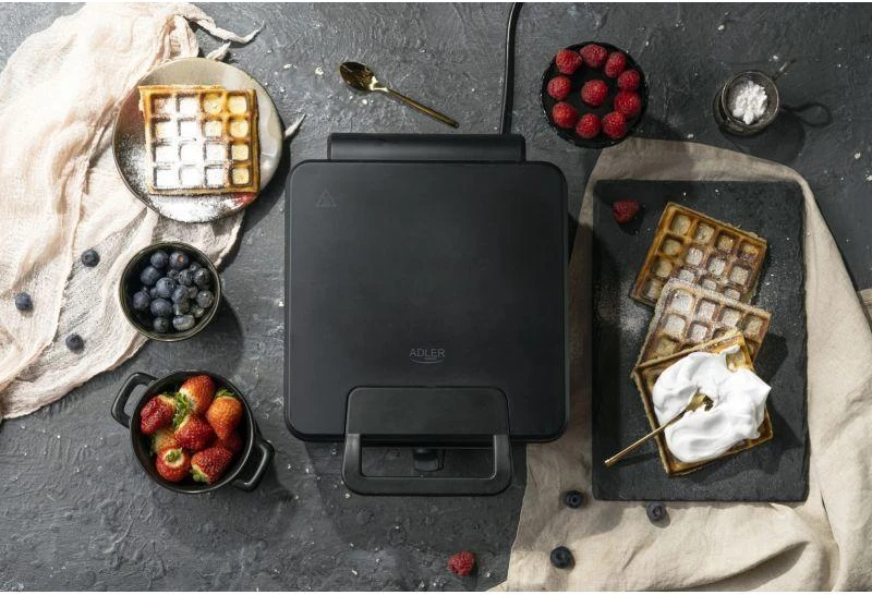 Adler | Vaflinė | AD 3049 | 1200 W | Number of pastry 4 | Belgium | Juodas
