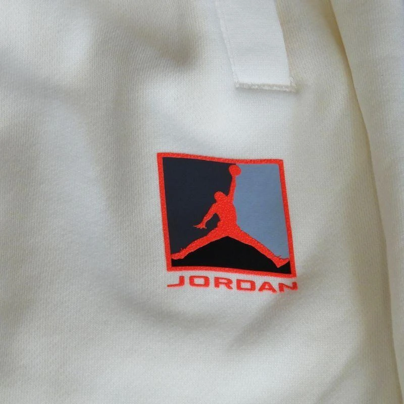 „Air Jordan Brooklyn“ laisvalaikio kelnės su grafiniu elementu iš fliso – HV0546-110