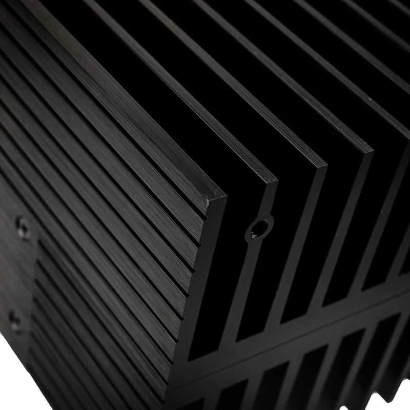 Akasa Turing FX Fanless obudowa UCFF (Intel NUC), OEM – juoda