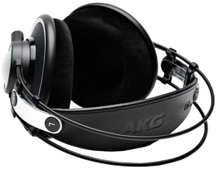 Atviro tipo referencinės studijinės ausinės AKG K702