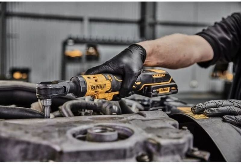 Akumuliatorinė terkšlė DeWALT DCF512N, juoda ir geltona