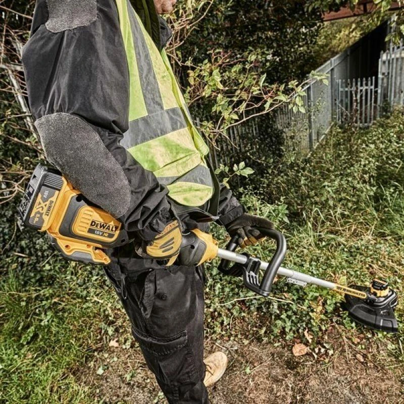 DEWALT akumuliatorinė sudedama žoliapjovė DCM561PBS 18V be akumuliatoriaus ir kroviklio