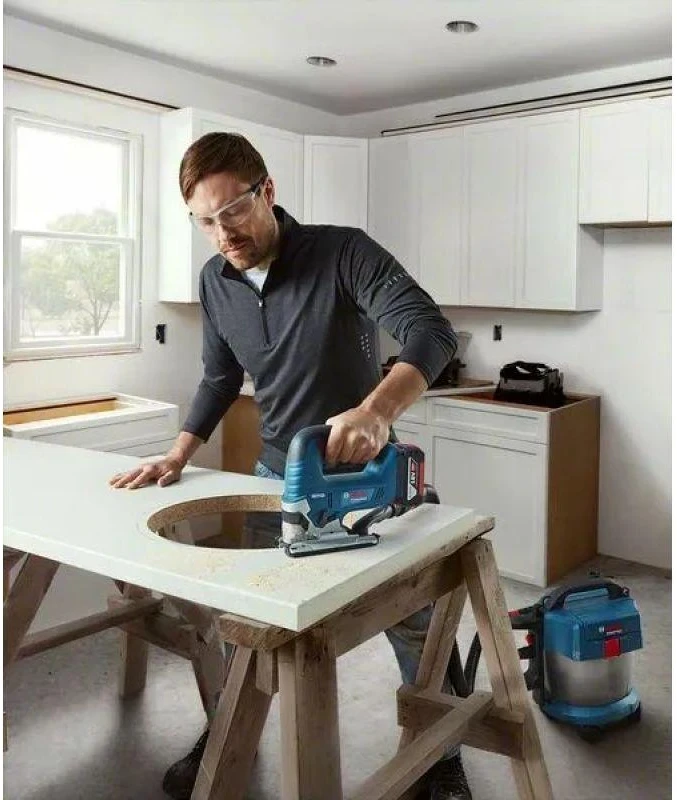 Bosch siaurapjūklis GST 185-LI 18 V be akumuliatoriaus ir kroviklio