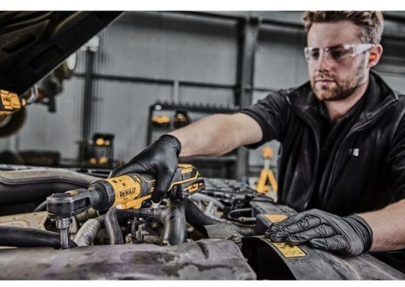Akumuliatorinė terkšlė DeWalt DCF512N-XJ; 95 Nm; 1/2''; 18 V (Be akumuliatoriaus ir pakrovėjo)
