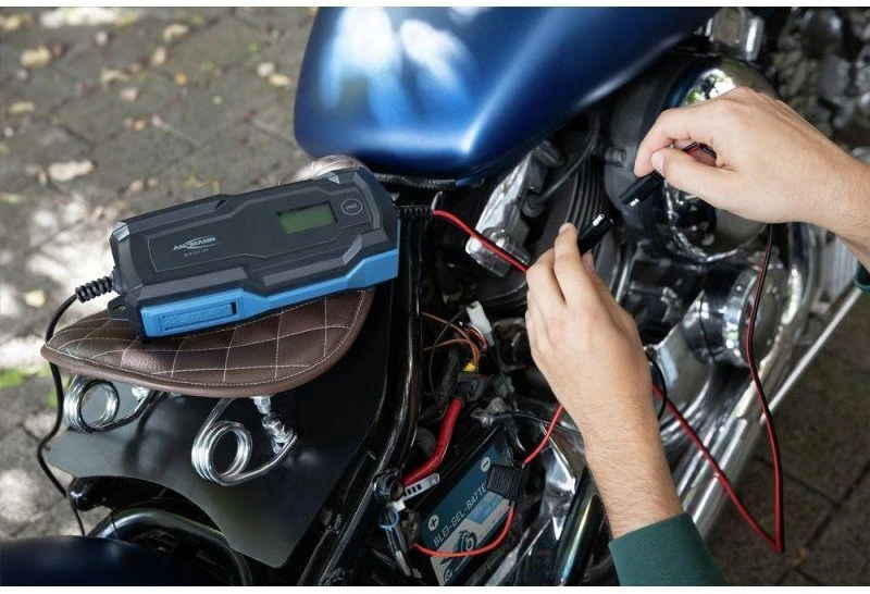 Ansmann 1001-0145 automobilio akumuliatoriaus įkroviklis 6 – 14 V Juoda